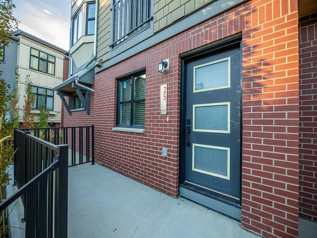 25 Spring Willow Close SW, A2265314, Alberta,