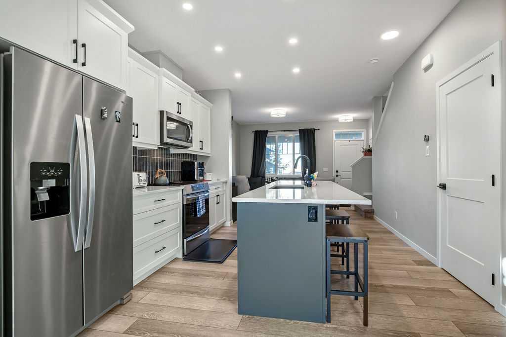 Fifth View of 325 Ellen Park  , NONE, Crossfield, Alberta, T0M 0S0