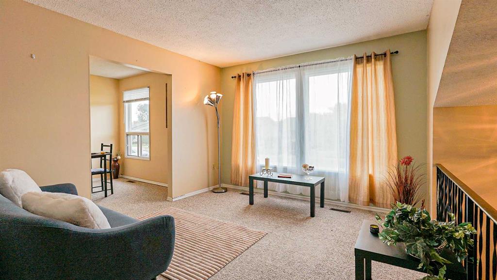 90 Simpson Crescent SE, A2265361, Alberta,