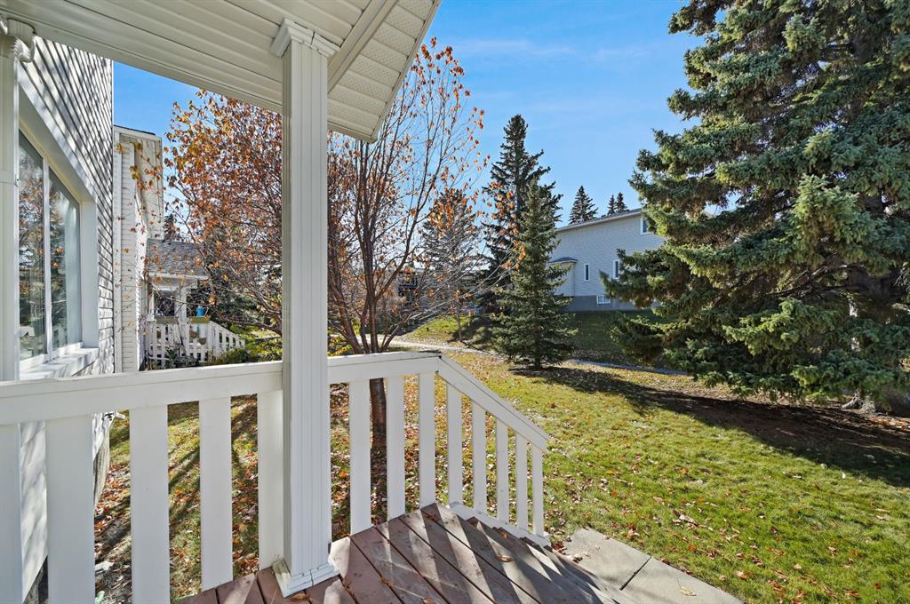 Fourth View of 571 Killarney Glen Court SW, Killarney/Glengarry, Calgary, Alberta, T3E7H4