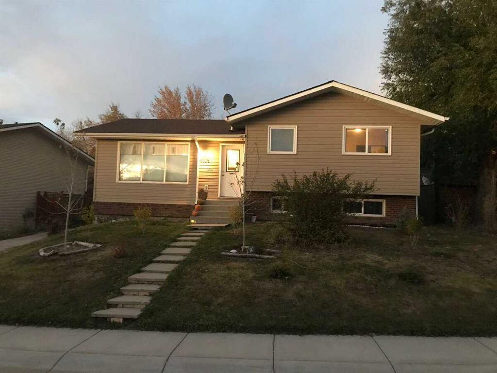 5232 38 Street Crescent , A2265393, Alberta,