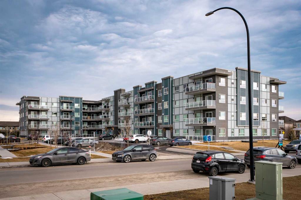 215, 40 Carrington Plaza NW, A2265415, Alberta,