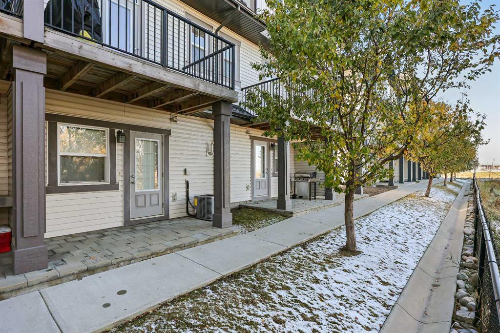 68 New Brighton Point SE, A2265428, Alberta,