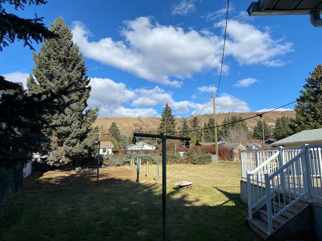 Fifth View of 408 1st Street E, East End, Cochrane, Alberta, T4C 1C7