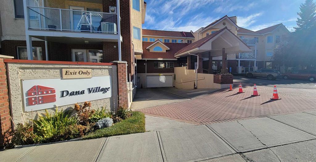 Third View of 1116, 1818 Simcoe Boulevard SW, Signal Hill, Calgary, Alberta, T3H 3L9