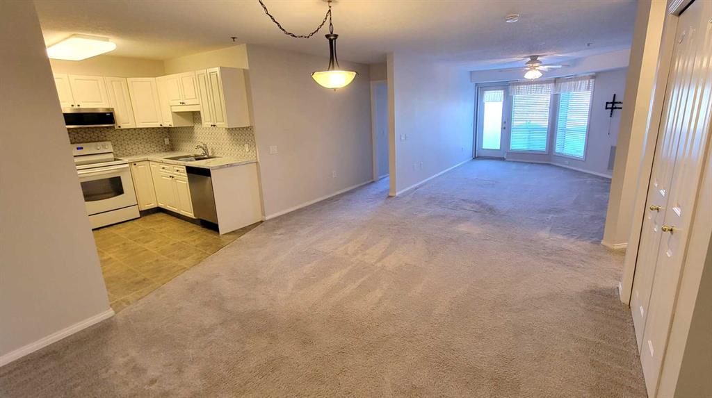 Fourth View of 1116, 1818 Simcoe Boulevard SW, Signal Hill, Calgary, Alberta, T3H 3L9