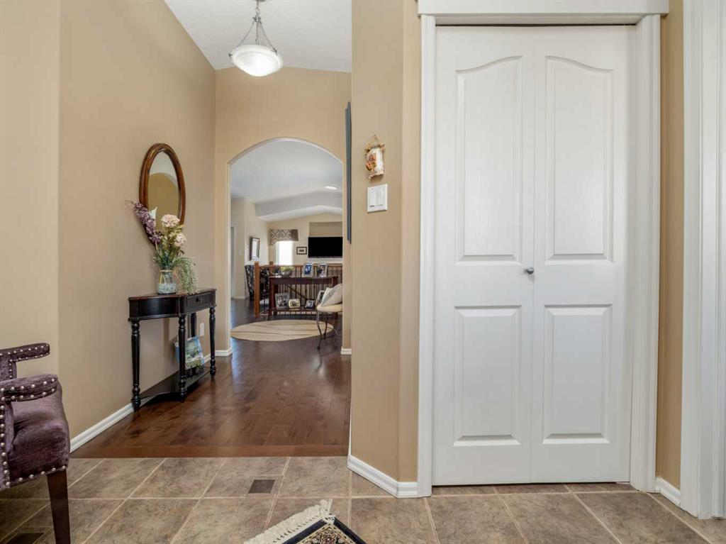 Fourth View of 536 Couleesprings Crescent  S, Southgate, Lethbridge, Alberta, T1K 5R3