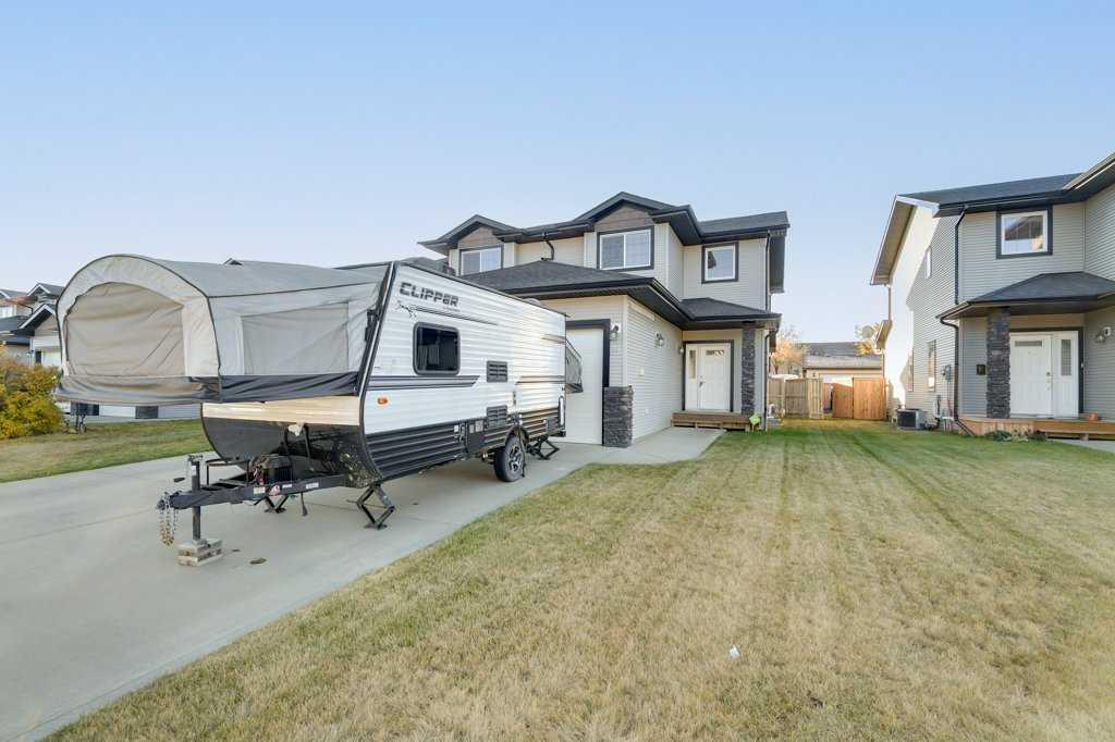 21 Piper Close , A2265593, Alberta,