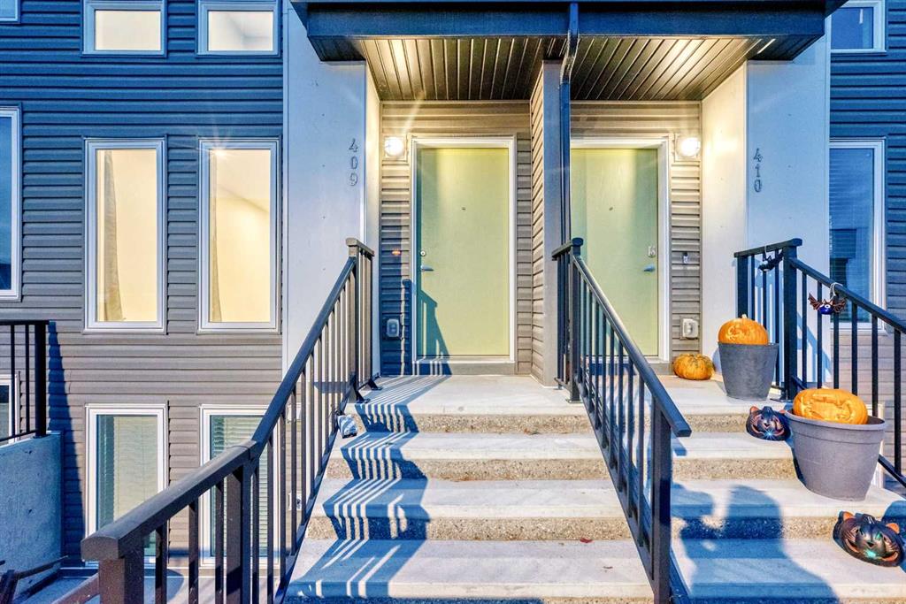 Third View of 409, 338 Seton Circle SE, Seton, Calgary, Alberta, T3M3H1