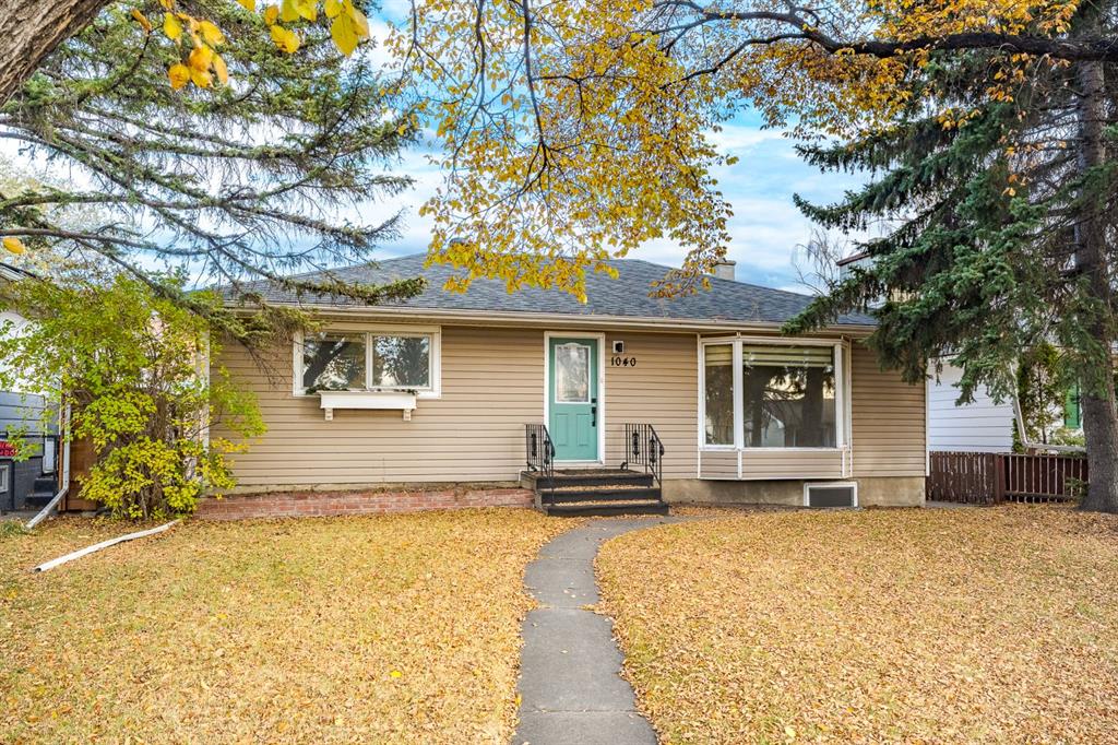 Third View of 1040 18 Street NE, Mayland Heights, Calgary, Alberta, T2E 4V7