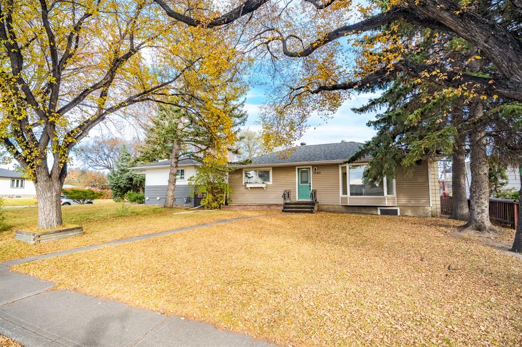 Fourth View of 1040 18 Street NE, Mayland Heights, Calgary, Alberta, T2E 4V7