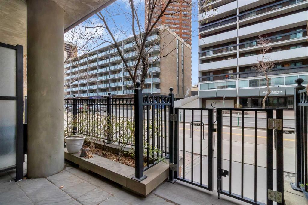 Third View of 102, 788 12 Avenue SW, Beltline, Calgary, Alberta, T2R 0H1
