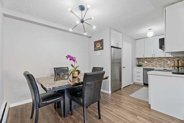 137, 3809 45 Street SW, A2265631, Alberta,