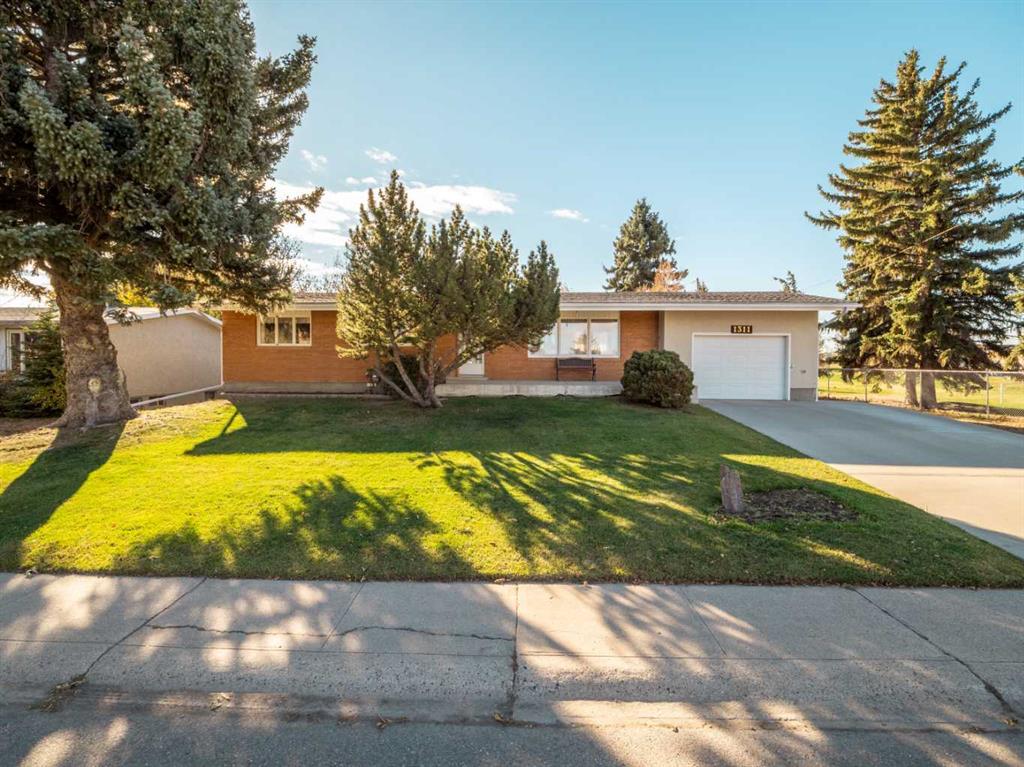 1311 23 Avenue , A2265711, Alberta,