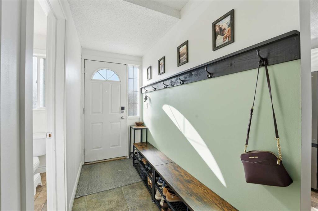 Third View of 18, 1 Fir Street , Fairview, Red Deer, Alberta, T4N 4Y1