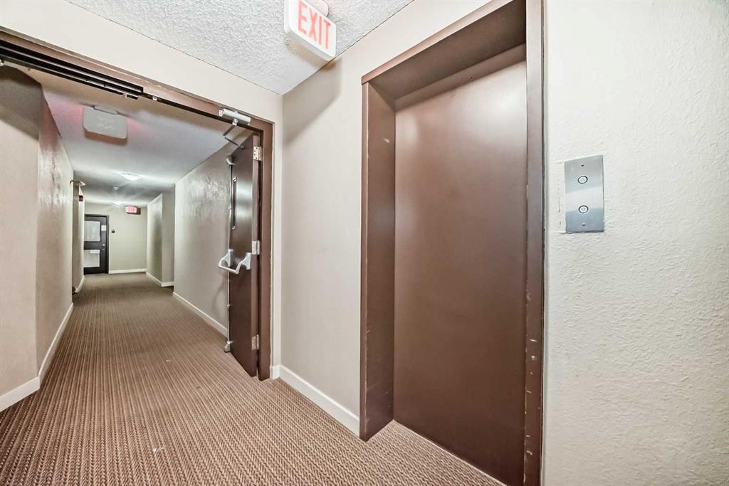 Fifth View of 210, 1001 68 Avenue SW, Kelvin Grove, Calgary, Alberta, T2V 4X1