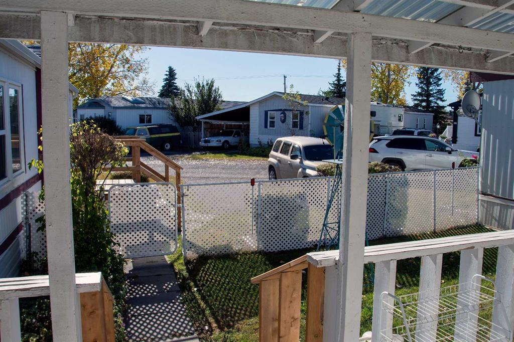 Third View of 504 Home Place  SE, Southeast Central High River, High River, Alberta, T1V 1K1