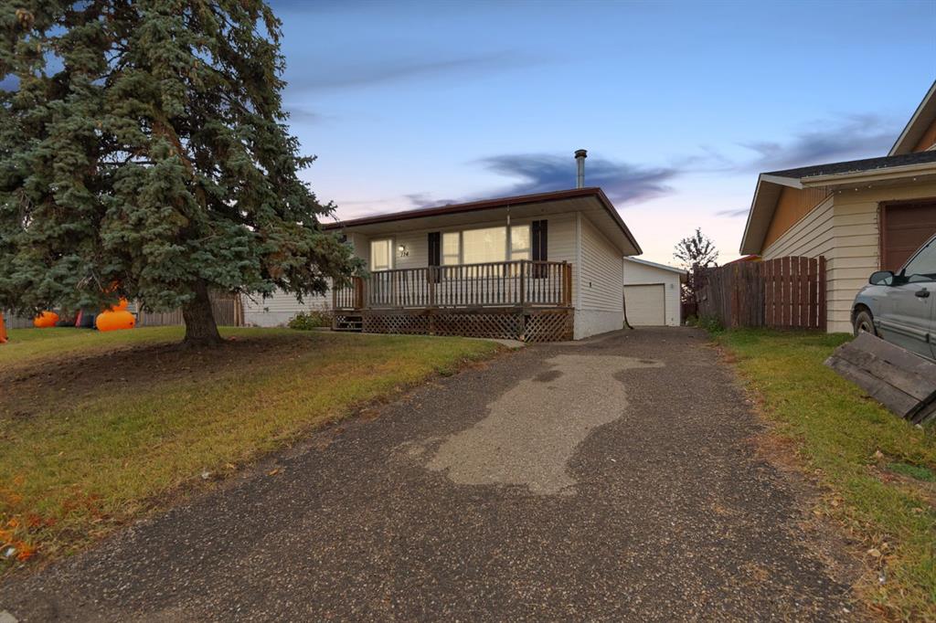 114 Highfield Street , A2265830, Alberta,