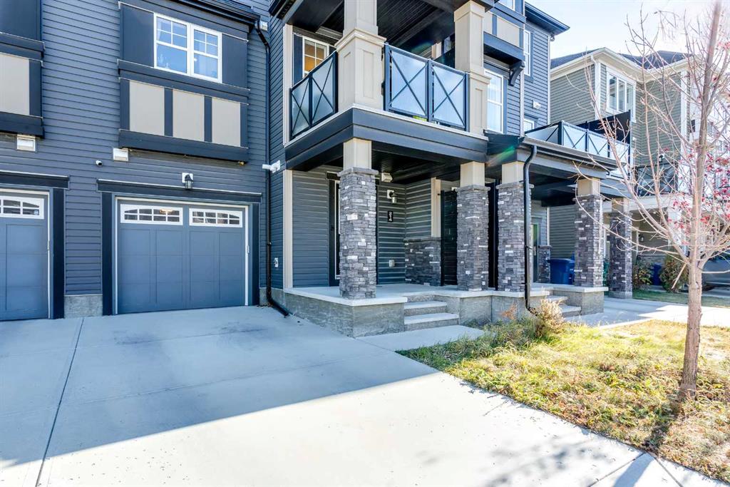 Third View of 214 Hillcrest Gardens SW, Hillcrest, Airdrie, Alberta, T4B 4H8