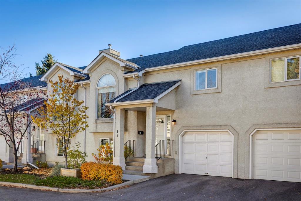 19 Sunlake Gardens SE, A2265866, Alberta,