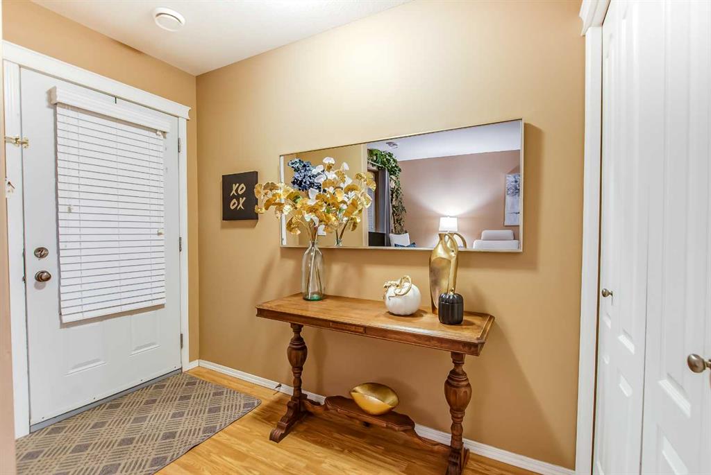 Fourth View of 208 Northlands Pointe NE, Northeast Crescent Heights, Medicine Hat, Alberta, T1C 0C4