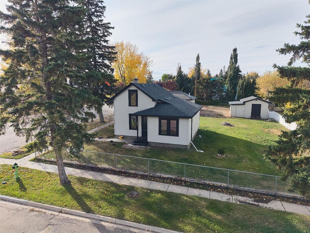 106 Allison Street , A2265945, Alberta,