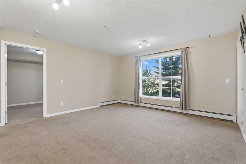 Third View of 203, 2000 Applevillage Court SE, Applewood Park, Calgary, Alberta, T2A 7Z4