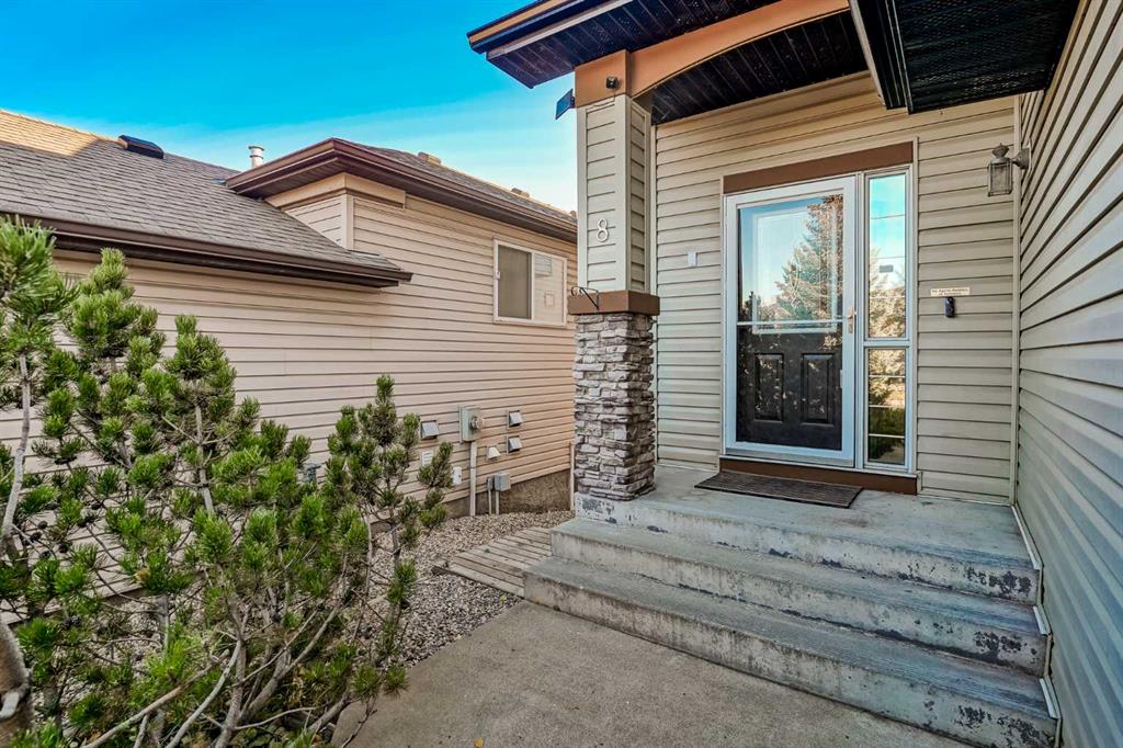 Fourth View of 8 Everstone Rise SW, Evergreen, Calgary, Alberta, T2Y 4M3