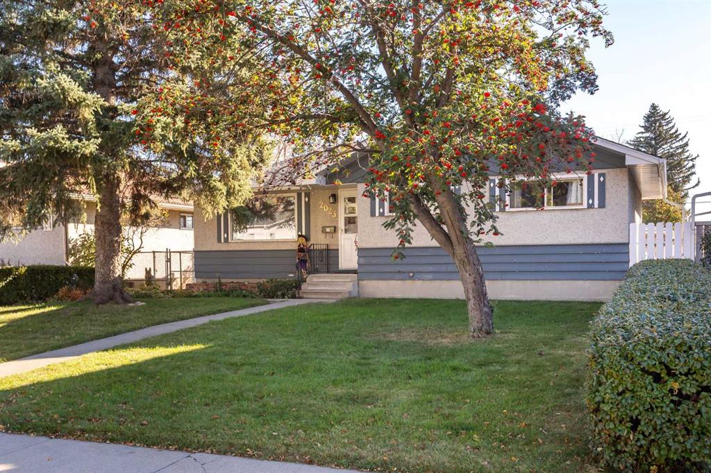 Third View of 2023 53 Avenue SW, North Glenmore Park, Calgary, Alberta, T3E 1K6