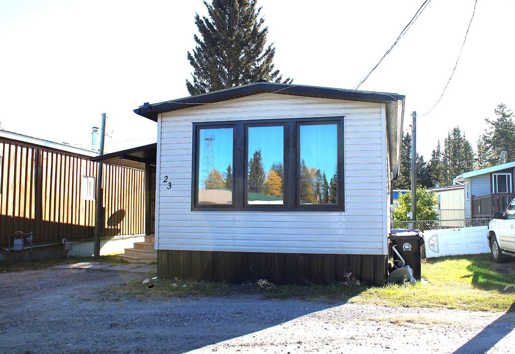 Third View of 23, 111 6 Street  SE, NONE, Sundre, Alberta, T0M1X0
