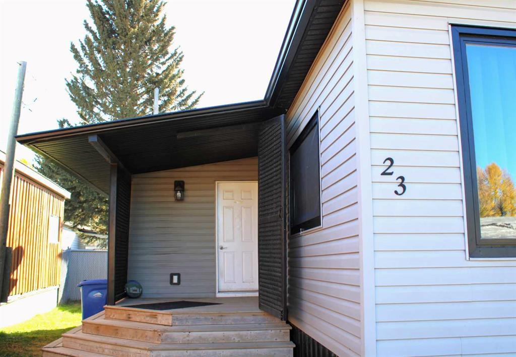 Fifth View of 23, 111 6 Street  SE, NONE, Sundre, Alberta, T0M1X0