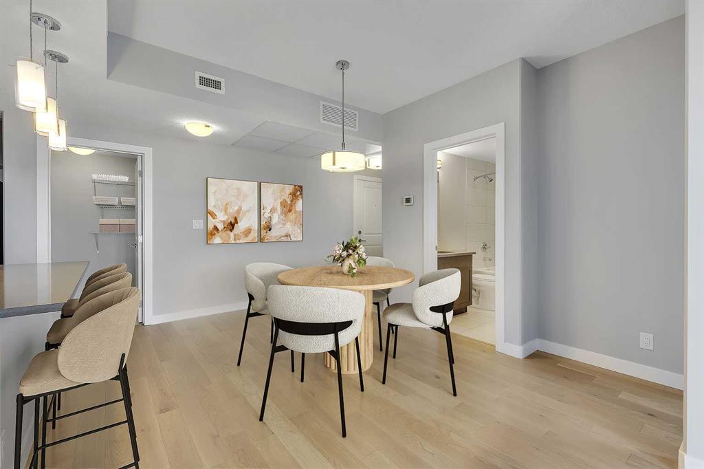 Third View of 501, 24 Varsity Estates Circle NW, Varsity, Calgary, Alberta, T3A 2X8