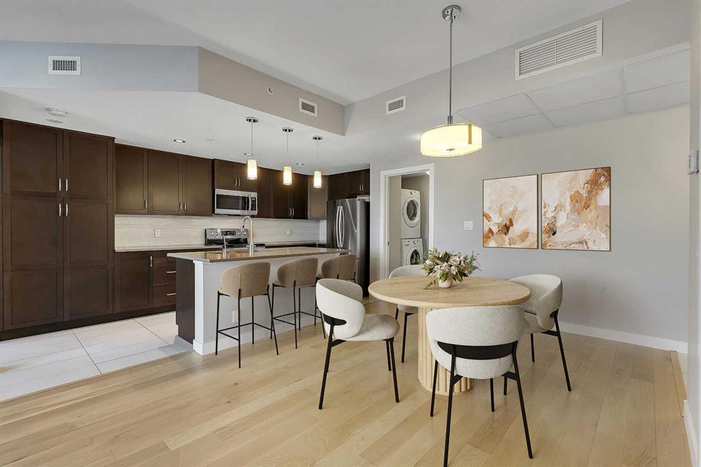 Fourth View of 501, 24 Varsity Estates Circle NW, Varsity, Calgary, Alberta, T3A 2X8