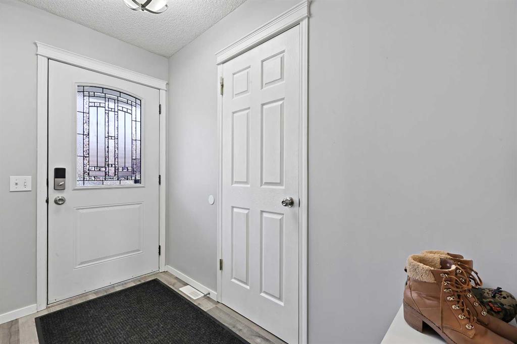 Fifth View of 23 Inverness Gardens SE, McKenzie Towne, Calgary, Alberta, T2Z2W9