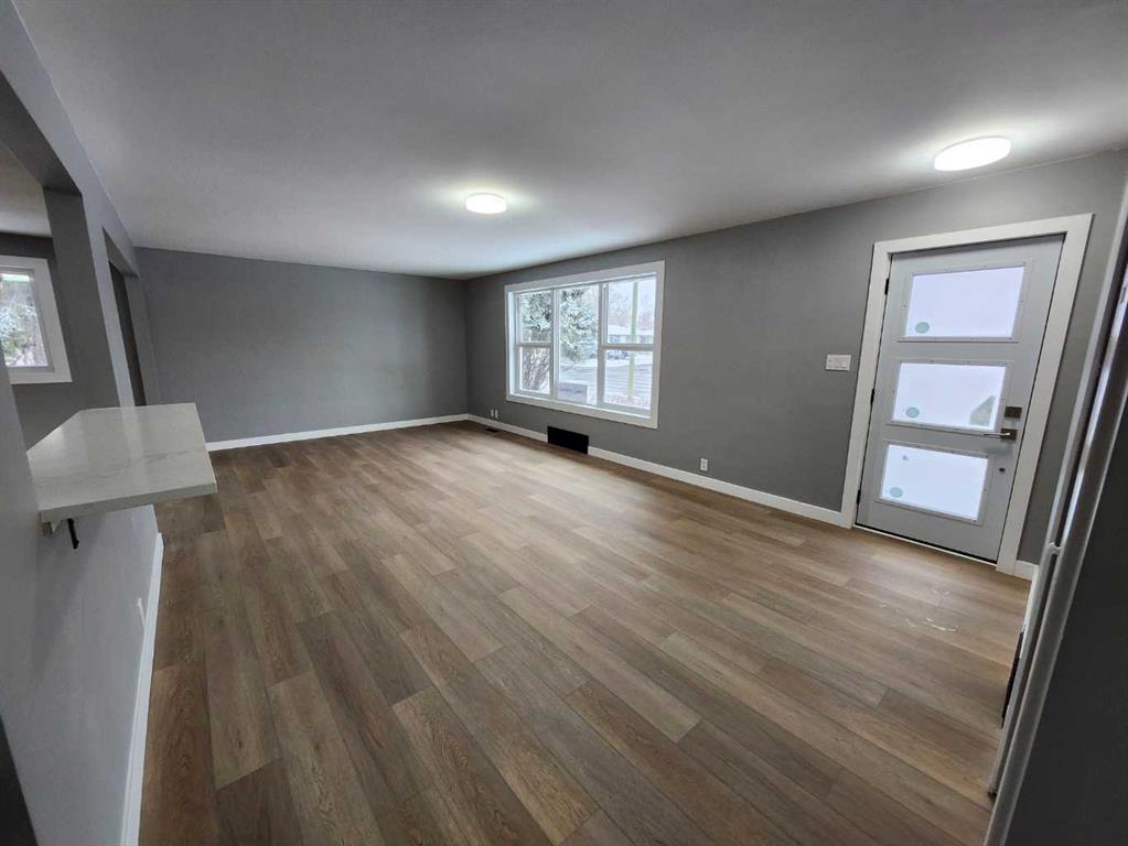 Fourth View of 2402 5th Avenue , Glendale, Lethbridge, Alberta, T1J 0X3