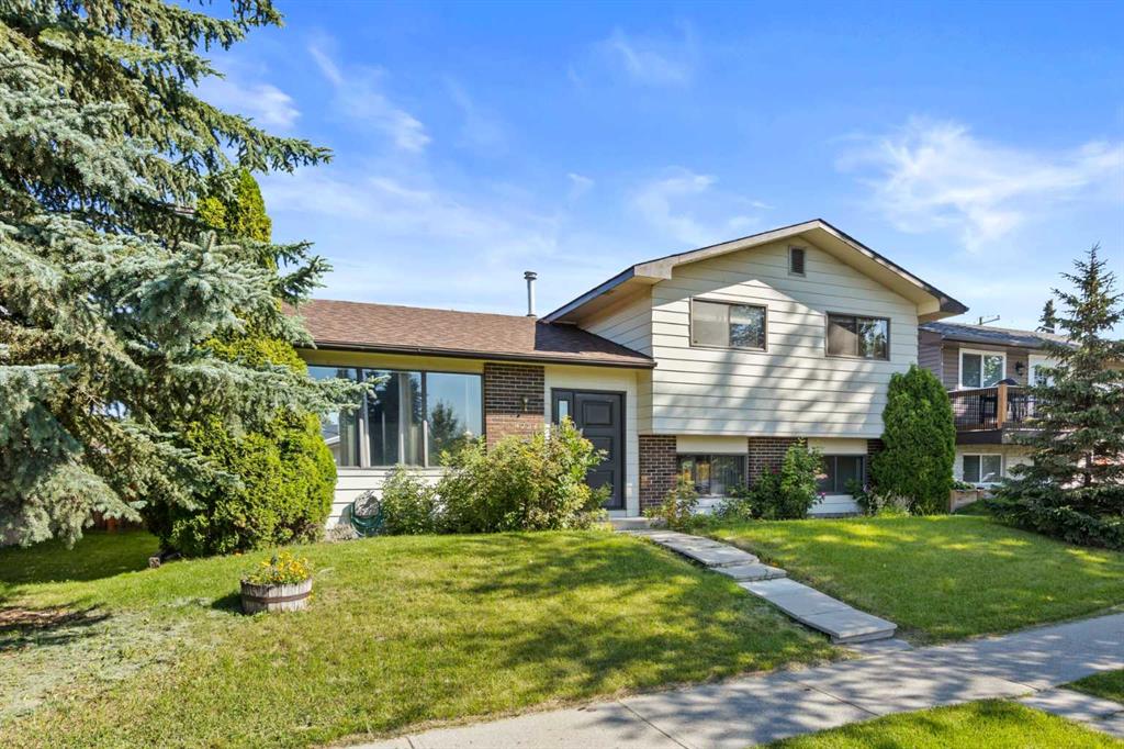 Third View of 4724 Rundlehorn Drive NE, Rundle, Calgary, Alberta, T1Y 2N4
