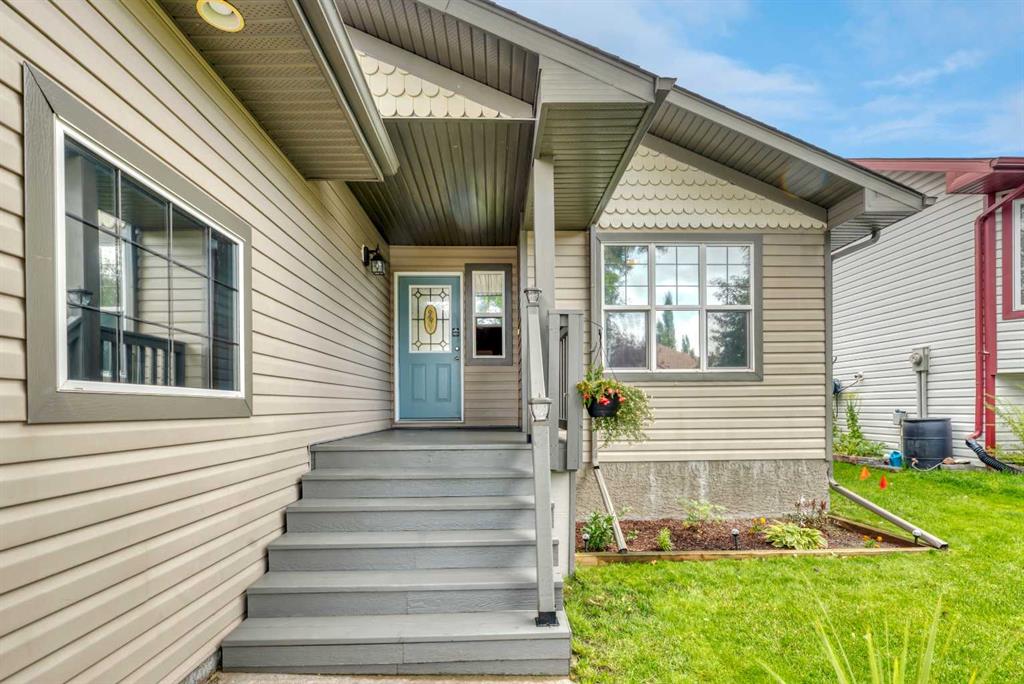 Third View of 196 Camden Place , Cambridge Glen, Strathmore, Alberta, T1P 1Y2