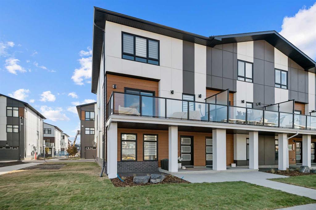 8305 8 Avenue SW, A2266099, Alberta,