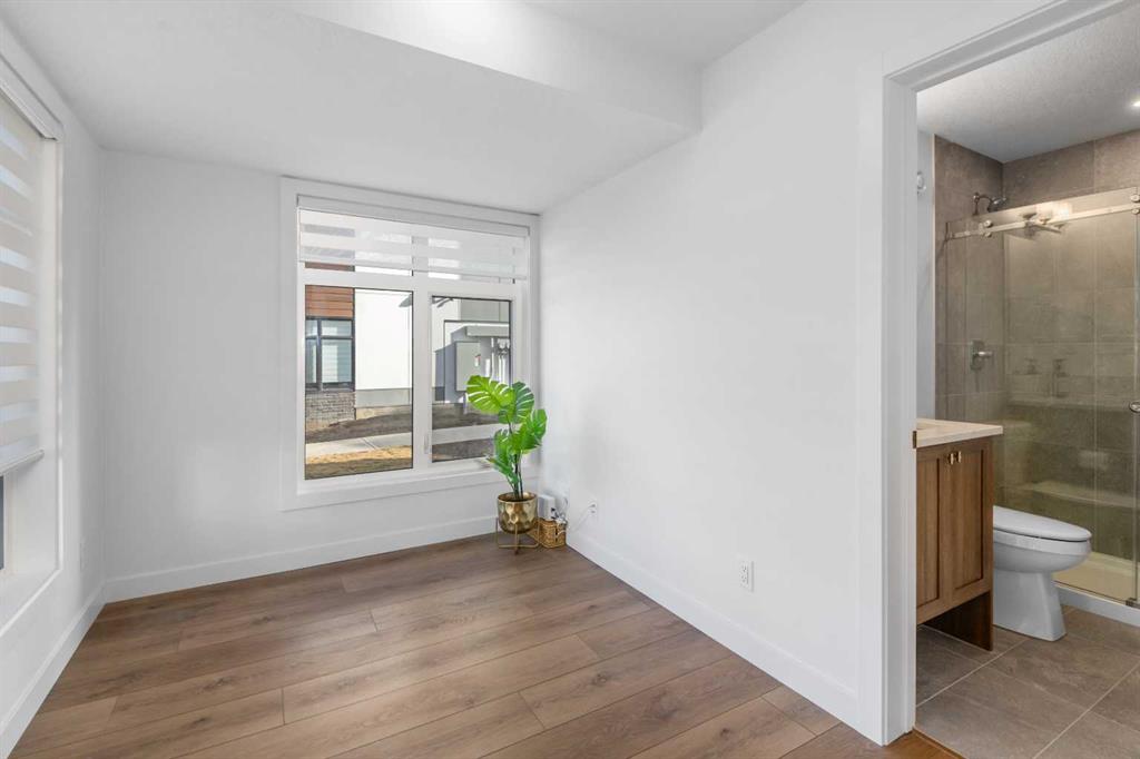 Fifth View of 8305 8 Avenue SW, West Springs, Calgary, Alberta, T3H 0C3