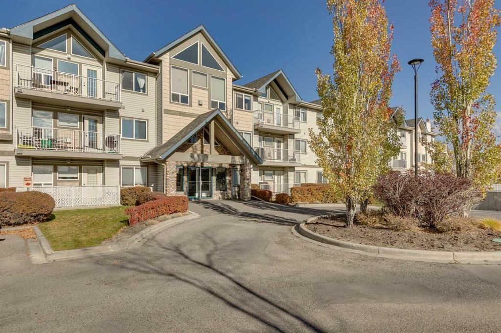 305, 7 Harvest Gold Manor NE, A2266117, Alberta,