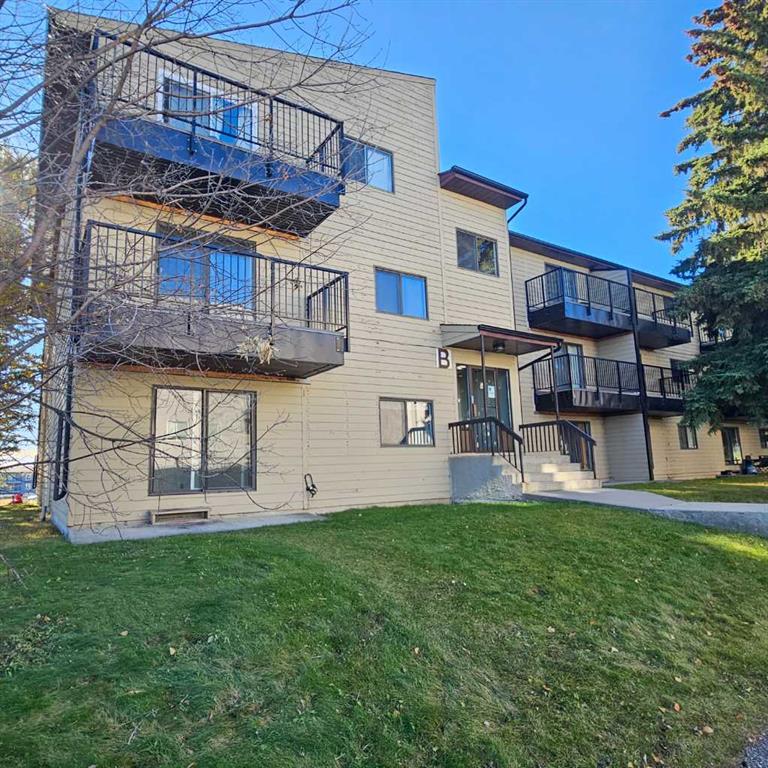 102, 1221B Westhaven Drive  , A2266161, Alberta,