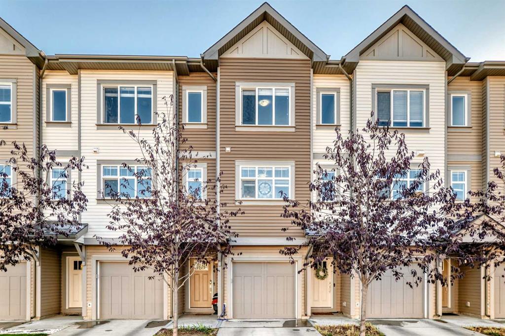84 Copperstone Villas SE, A2266206, Alberta,