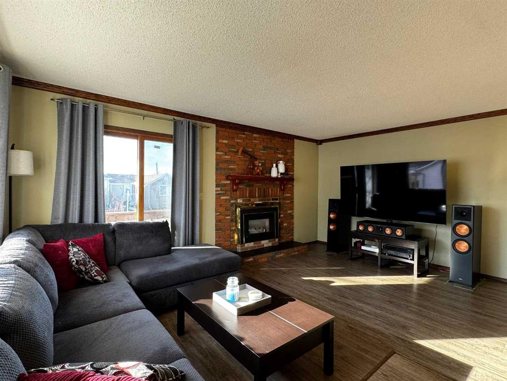 Fourth View of 116 1 Street W, Downtown Drumheller, Drumheller, Alberta, T0J 0Y4