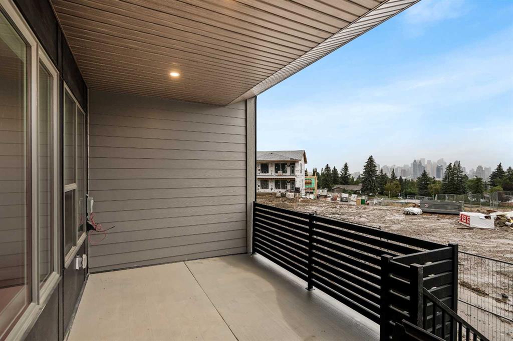 Third View of 417 Sovereign Common SW, Shaganappi, Calgary, Alberta, T3C 3Y3