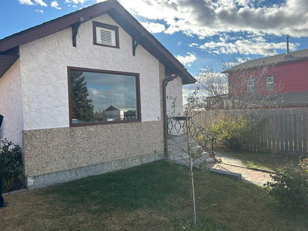 Third View of 123 Centre Street , NONE, Torrington, Alberta, T0M 2B0