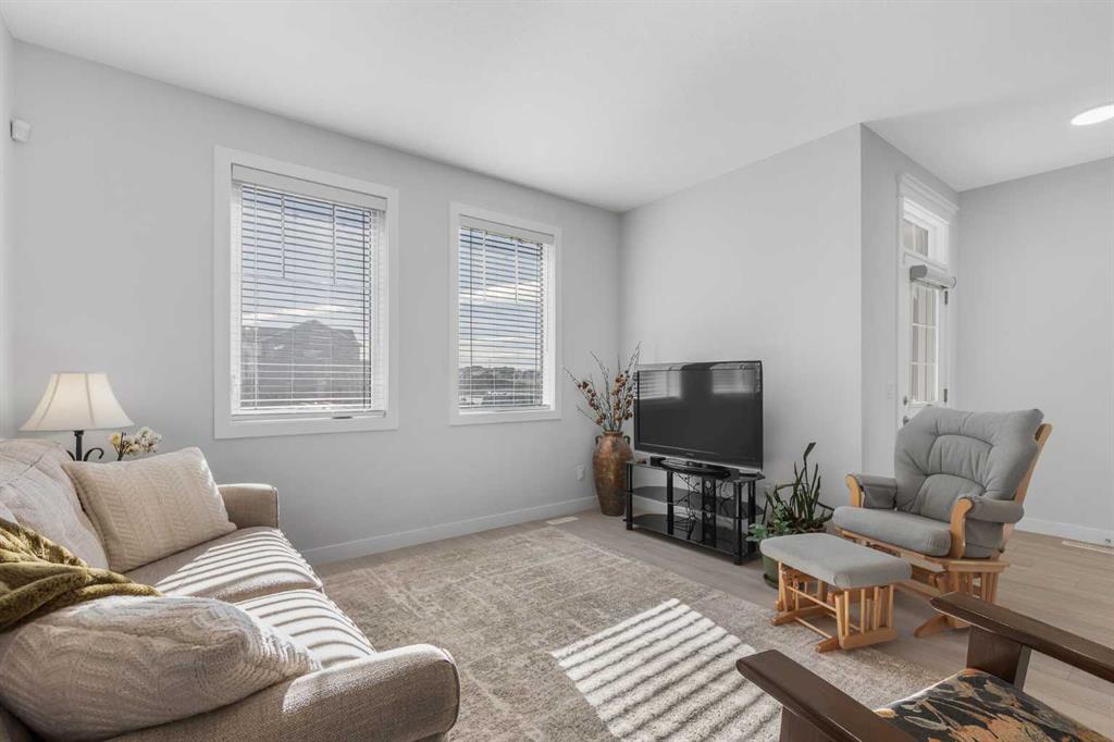 Fifth View of 492 Reynolds Avenue SW, Coopers Crossing, Airdrie, Alberta, T4B 5G2