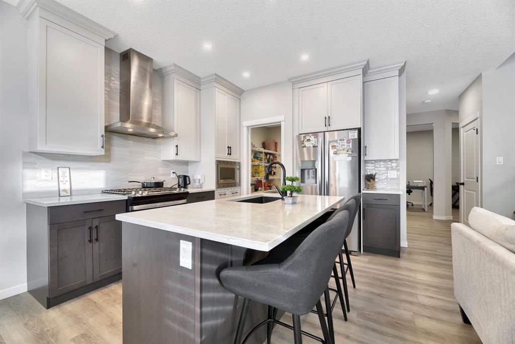 Fourth View of 15 Creekside Grove SW, Pine Creek, Calgary, Alberta, T2X 4A8