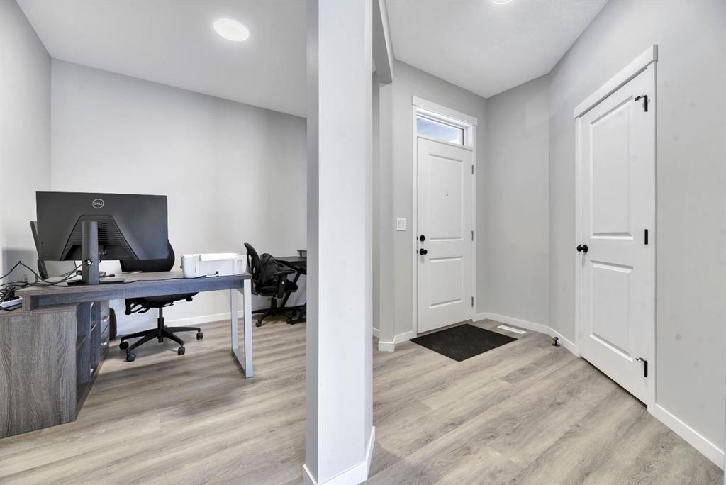 Fifth View of 15 Creekside Grove SW, Pine Creek, Calgary, Alberta, T2X 4A8