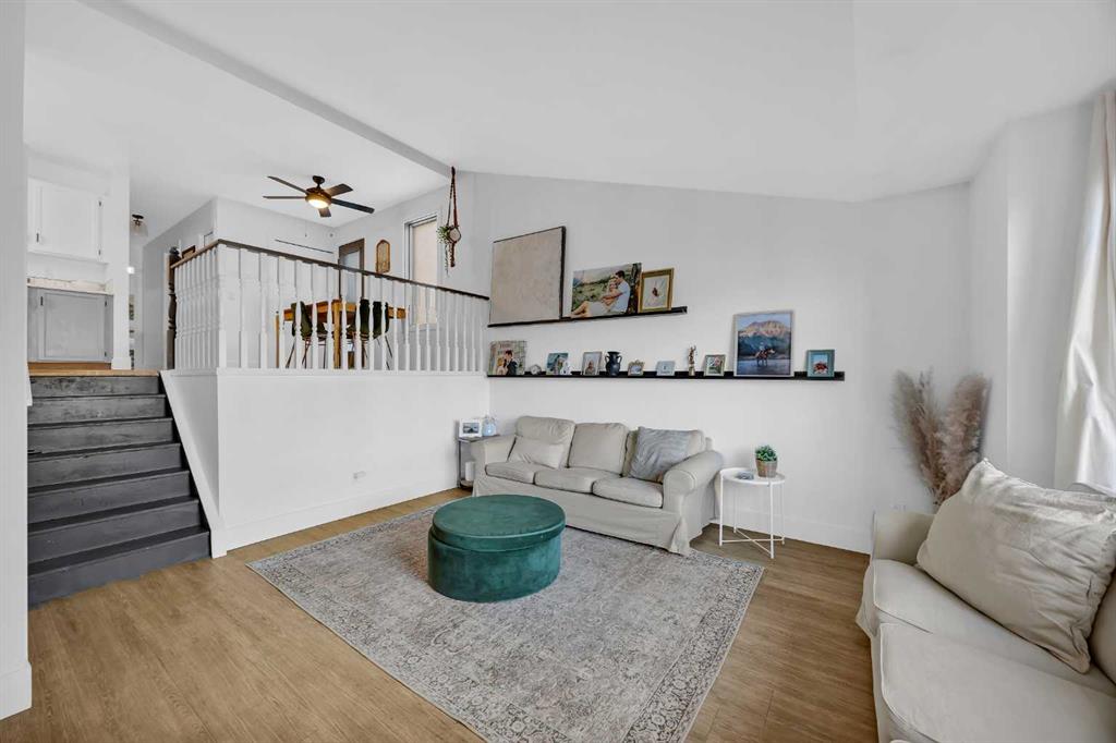 Second View of 91 Shawglen Way SW, Shawnessy, Calgary, Alberta, T2Y 1Y9