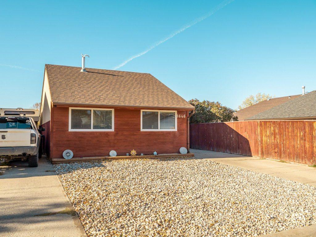 Fourth View of 1646 St George Road N, St Edwards, Lethbridge, Alberta, T1H 5A1